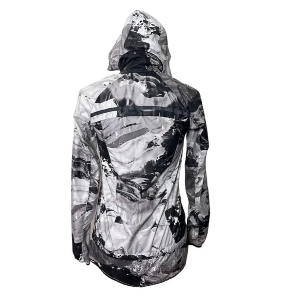 Lululemon Miss Misty II Jacket‎ Women's 2 Lightweight Travel Active Layering